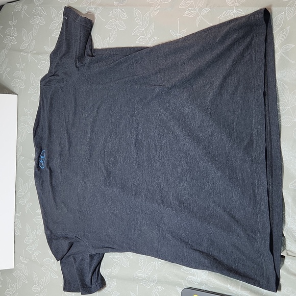 Under Armour T-Shirt - Picture 5 of 5